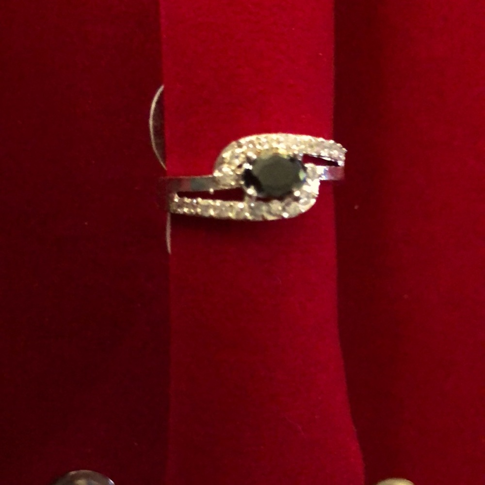 Very Nice Silver Ring Stone Black - image 1